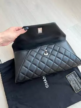 Chanel seasonal clutch