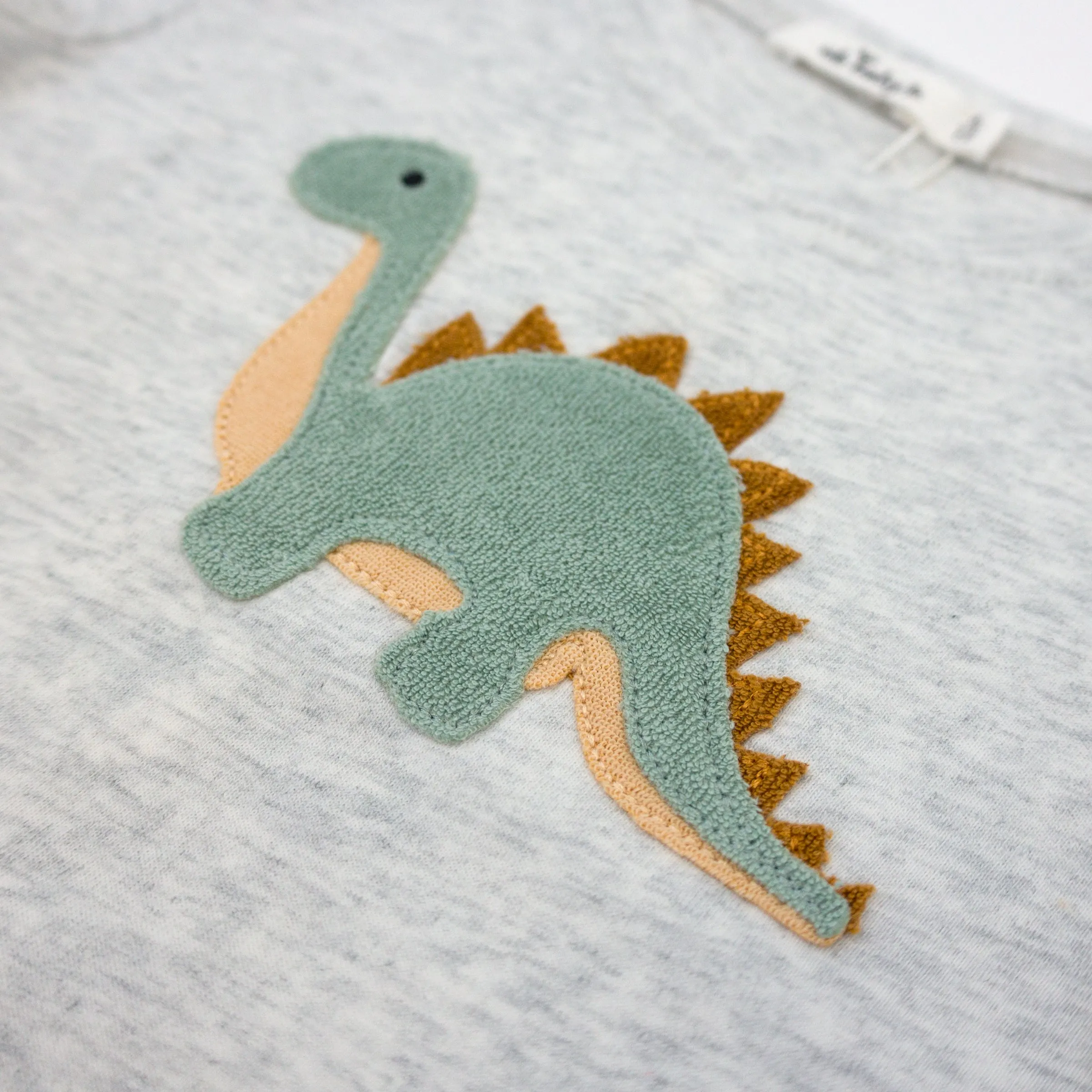 oh baby! Raw Edge Short Sleeve Cotton Slub Tee - Dinosaur Applique - Heather Gray