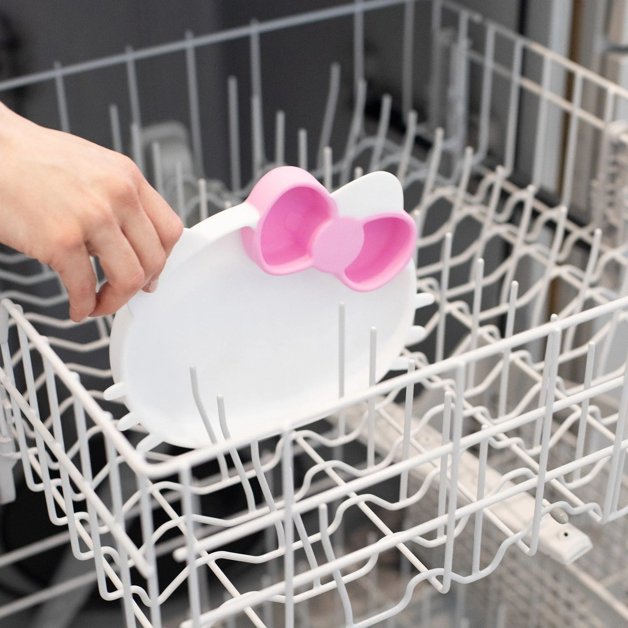 Silicone Grip Dish: Hello Kitty