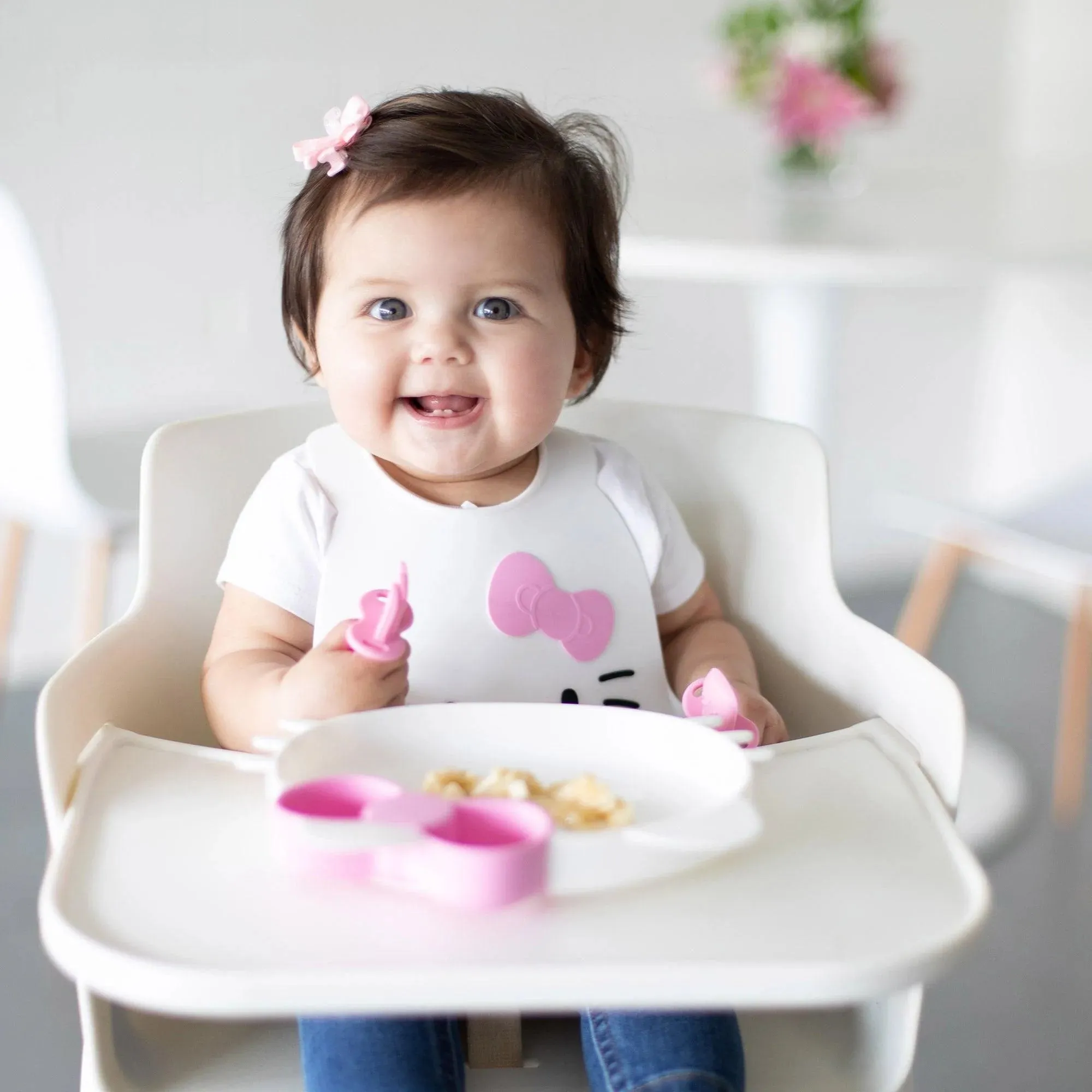 Silicone Grip Dish: Hello Kitty