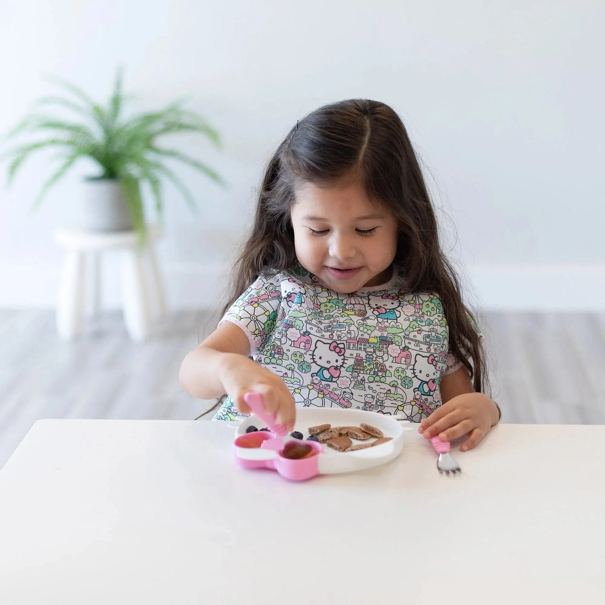 Silicone Grip Dish: Hello Kitty